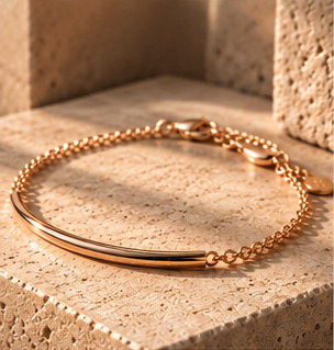 LINÉA — Minimal Gold Bar Bracelet — jewellery detail